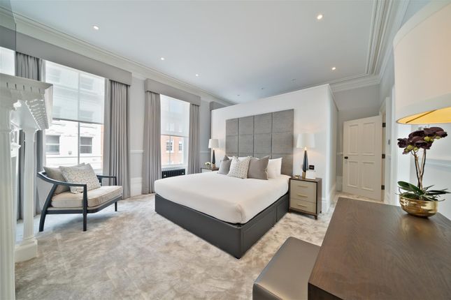 Bed1.Jpg