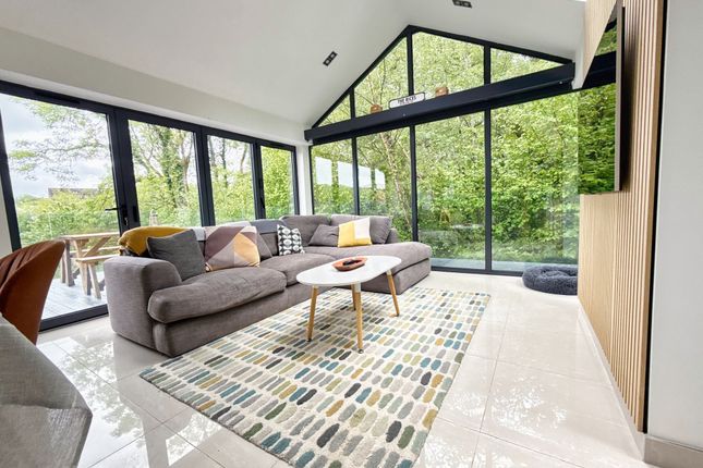 6 Nicholls Road, Bridgend photo 2