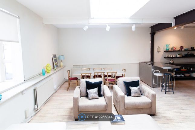 Daleham Mews, London photo 5