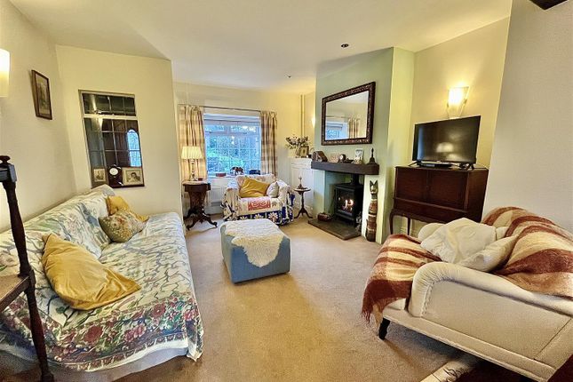 16, Heywood Road, Cinderford photo 3