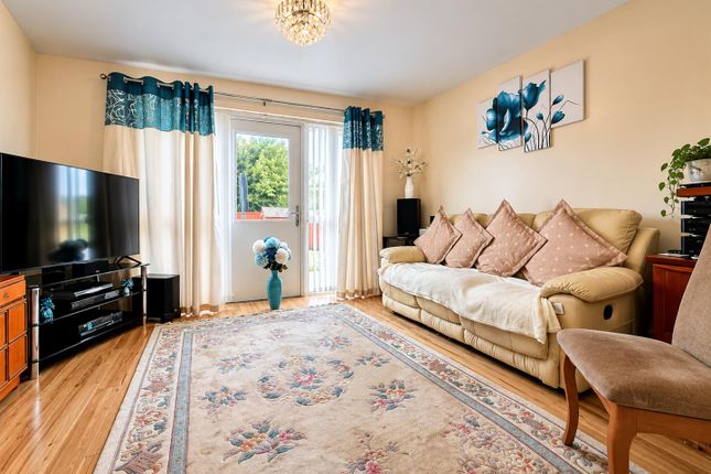 Elmwood Grove, Hemel Hempstead photo 4