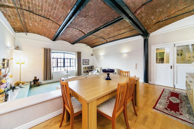 Flat for sale in Wapping Quay, Liverpool