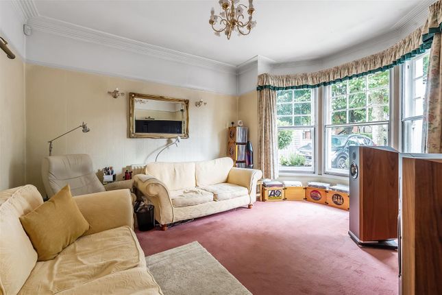52, Sherwood Park Road, Sutton photo 3
