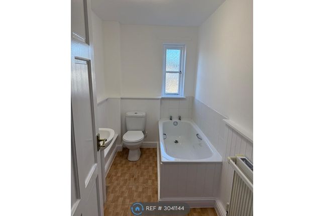 Flat, Henry Court Henry Street, Peterborough photo 5