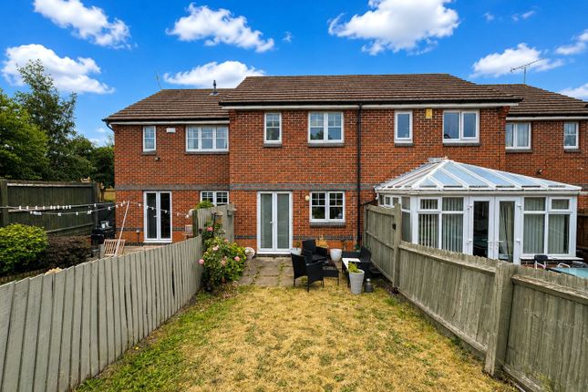 32, Orchard Close, Loughborough photo 4