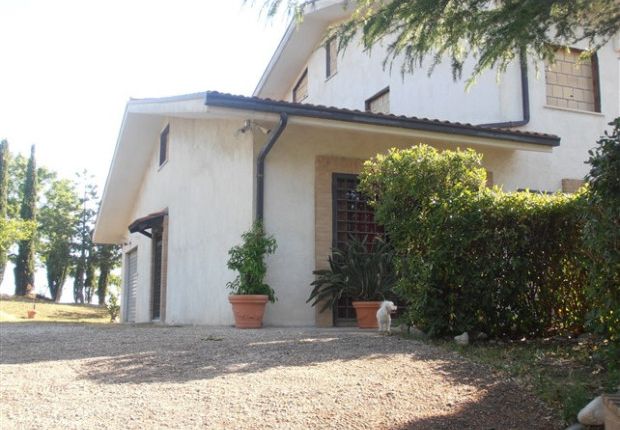 Villa for sale in Chieti, Torino di Sangro, Abruzzo, CH66020