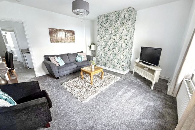 46, Green Crescent, Cramlington photo 2