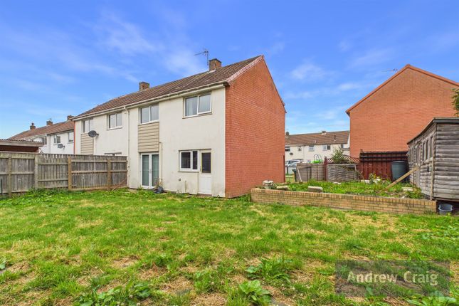 29 Morris Avenue, South Shields photo 4