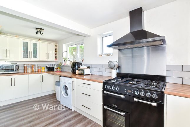 32, Amsbury Road, Maidstone photo 4
