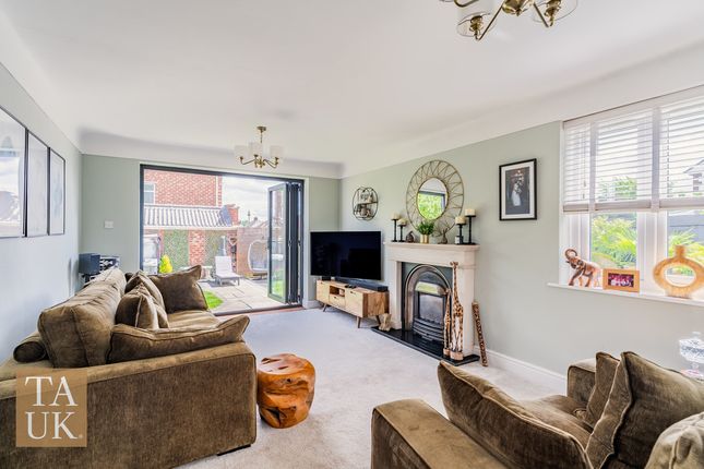 33, Dingwall Drive, Wirral photo 4