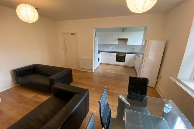 5 HPT TF R5, Top Flat, Room 5, 5 Hyde Park Terrace, LS6 1BJ, Leeds photo 5