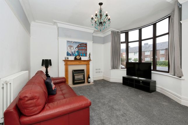 14, Green Lane, Blackburn photo 4