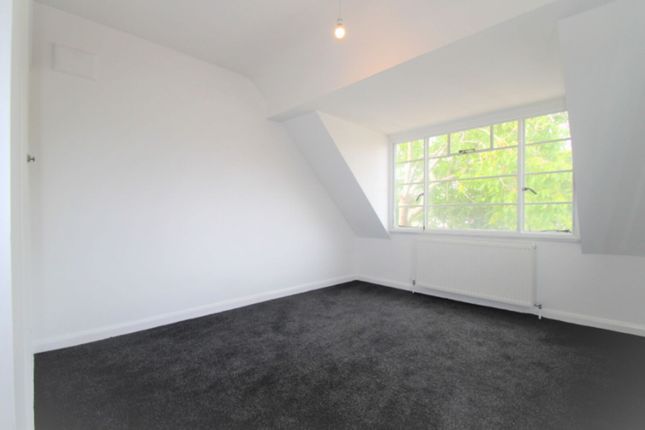 Fernleigh Court, Harrow photo 3