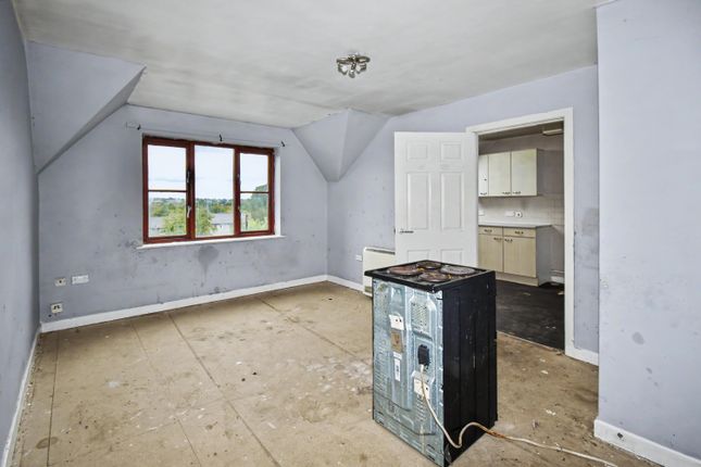 Flat 5, Crosthwaite Court, Pontefract photo 4