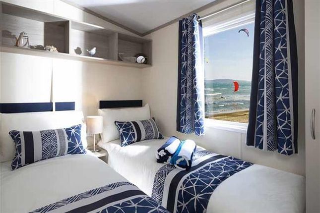 St Helens Coastal Resort, Field Ln, Ryde photo 4
