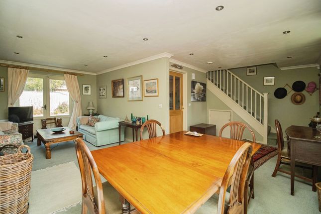 10, Manor Farm Close, Dorchester photo 4
