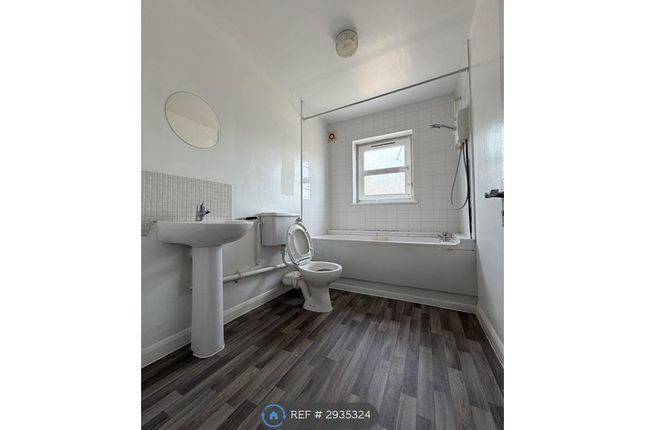 A Garnham St, London photo 3