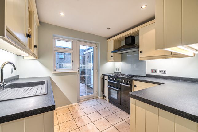 9, Churchill Way, Painswick, Stroud photo 4