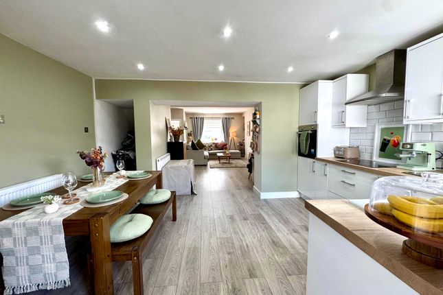 6 Hafod Street, Merthyr Tydfil photo 3