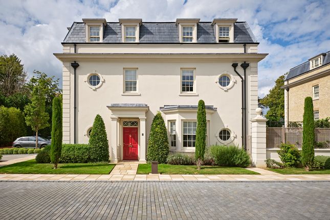 Thumbnail Semi-detached house for sale in The Barons, Englefield Green