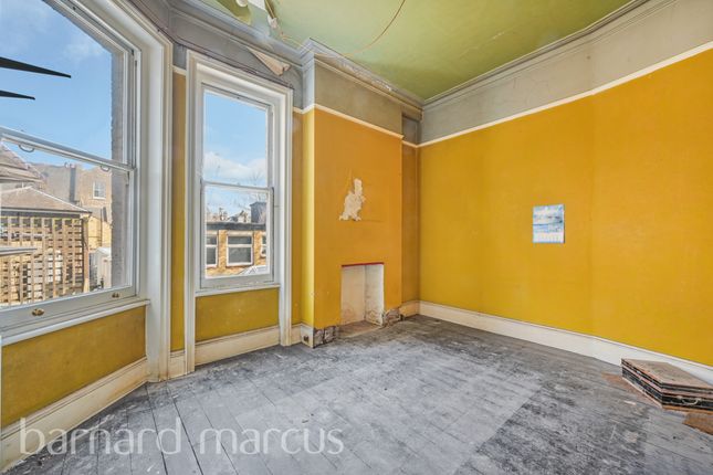 Flat 4, Queens Mansions, Brook Green, London photo 2