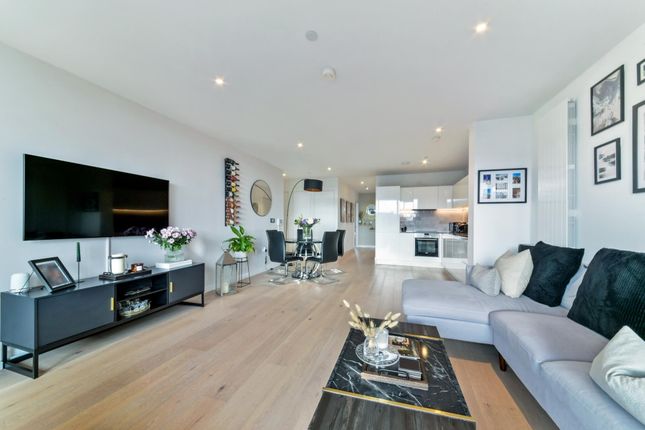 Flat for sale in Commodore House, Royal Wharf, London