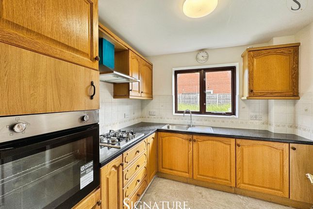 6 Holbrook, Leicester photo 3