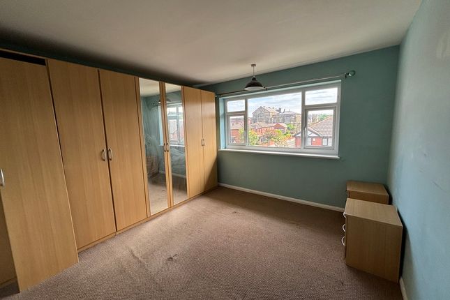 Flat to rent in Great Georges Road, Liverpool