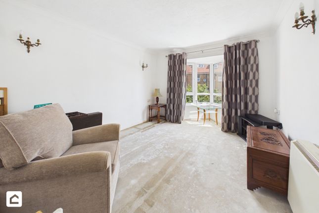 Flat 27, Andwell Court, Trinity Place, Eastbourne photo 2
