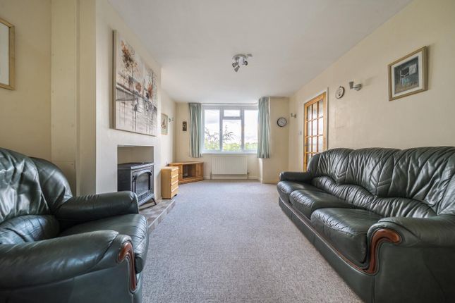 15, Moor Barton, Corsham photo 2