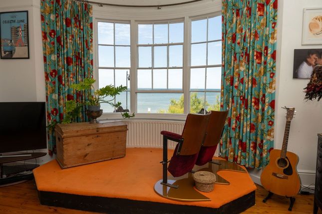 29 Central Parade, Herne Bay photo 2