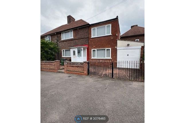 1-bed house on Dagenham, £750/mo