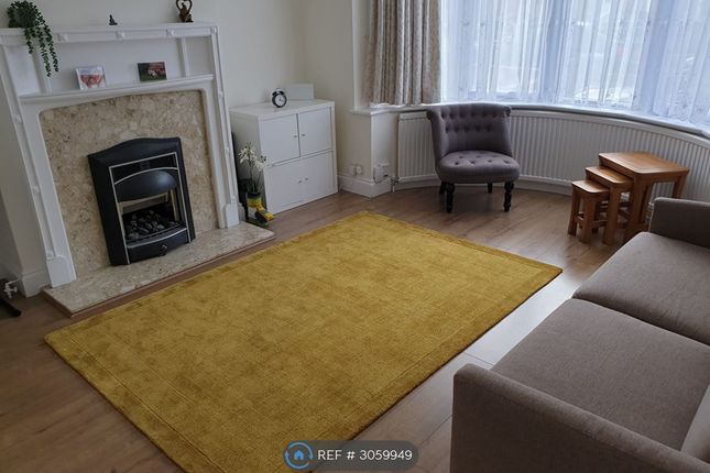 Greystoke Avenue, Pinner photo 4