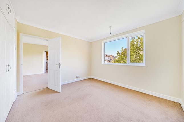 Flat for sale in Essex Drive, Taunton
