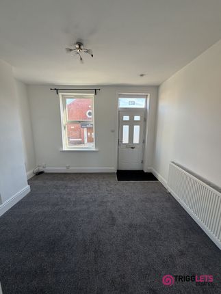 10, Kelvin Grove, Barnsley photo 4