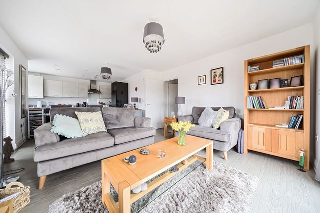 Flat for sale in Venta Drive, Winchester