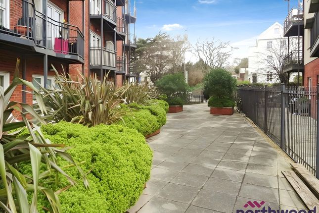 53 Marcus House, New North Road, Exeter photo 3