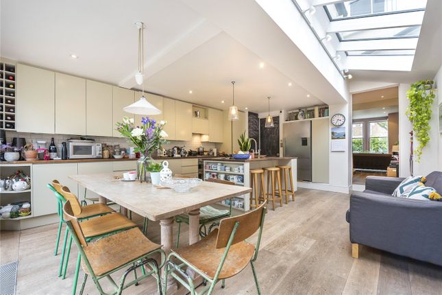 Thumbnail Terraced house for sale in Beversbrook Road, Tufnell Park, London