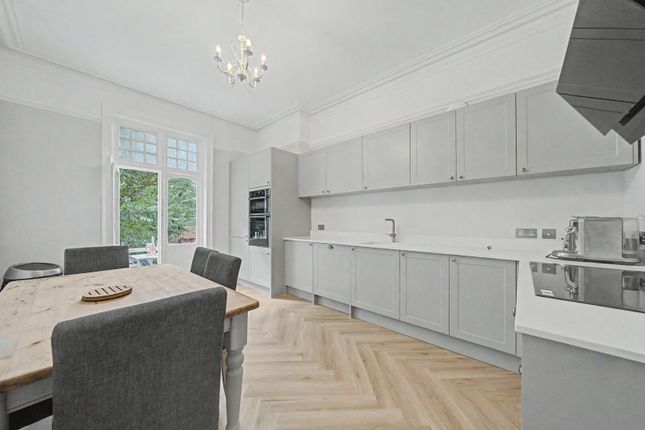 23b, Fourth Avenue, Hove photo 4