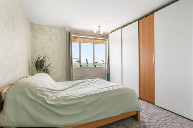 12 Embassy Court Kings Road, Brighton photo 3