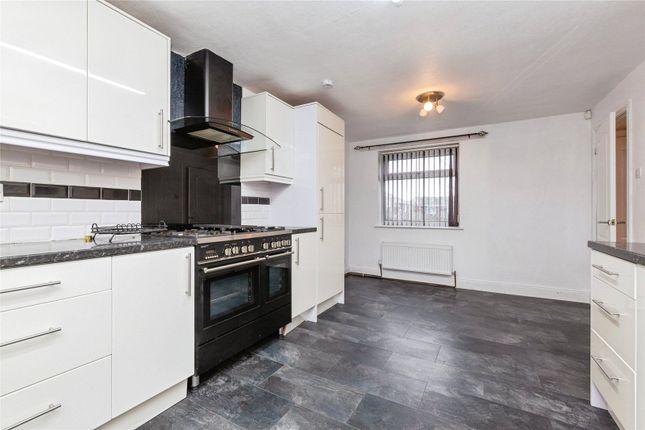 18, Coniston Drive, Durham photo 4