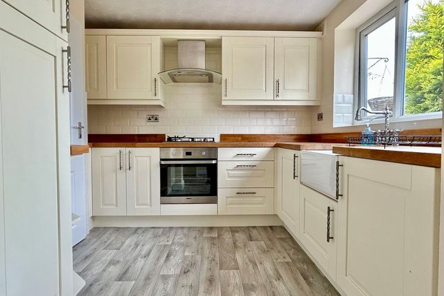 51, Richmond Avenue, Telford photo 2