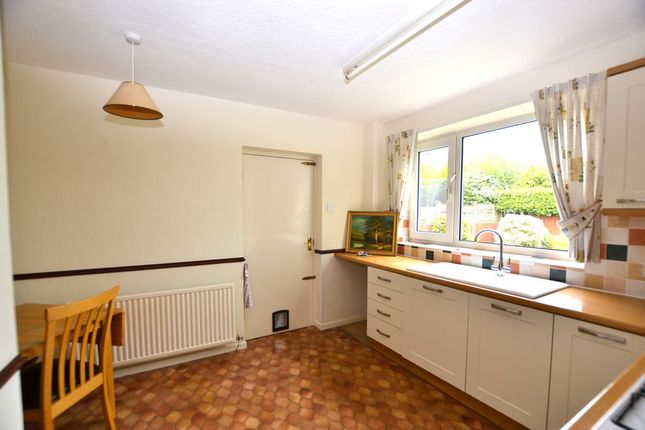 20, Manse Avenue, Wigan photo 4