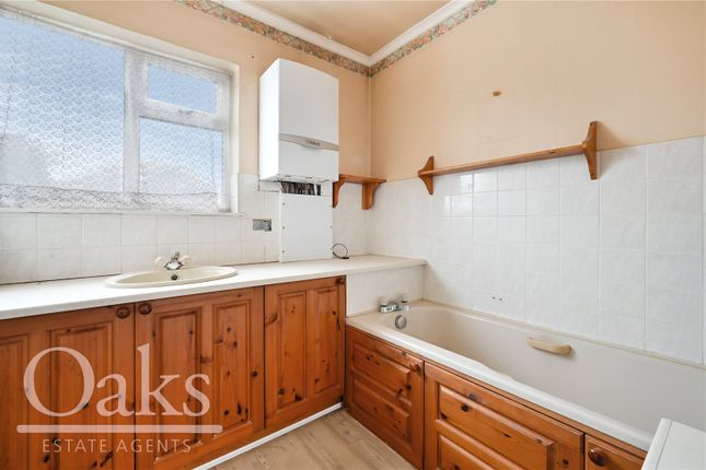End terrace house for sale in Penistone Road, London