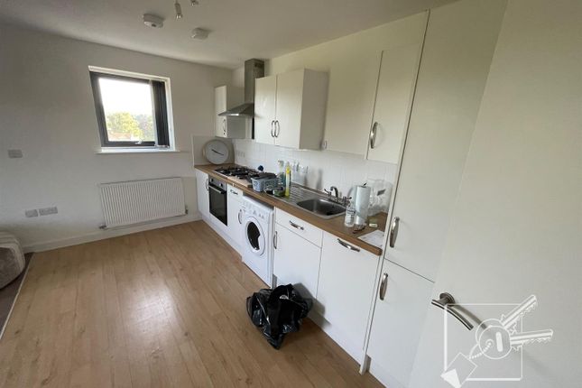 Flat 5 Christmas Lodge, 82, London Road, Maidstone photo 4