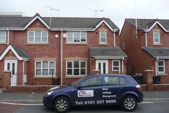 Thumbnail Semi-detached house to rent in Tomlinson Street, Hulme, Manchester.
