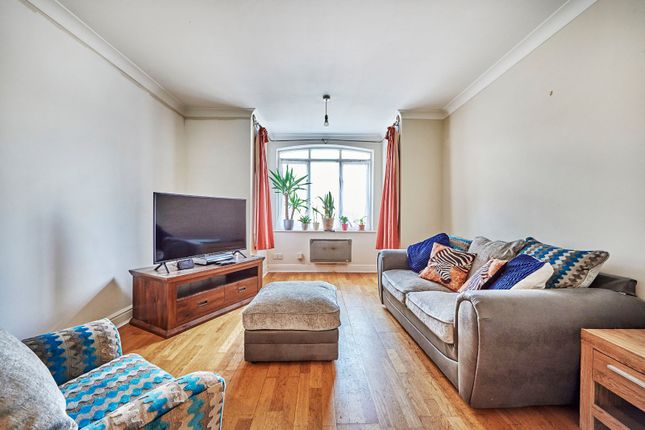 Flat for sale in Latium Close, Holywell Hill, St. Albans, Hertfordshire