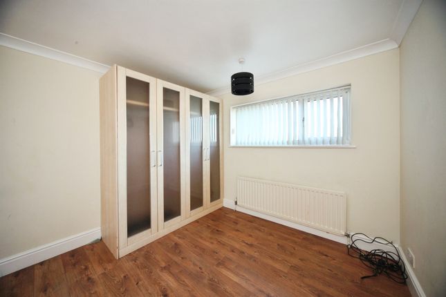 7A, Capron Road, Luton photo 3
