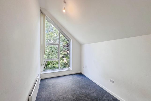 15 Charlie Mews, 77 Alexandra Road, Farnborough photo 2