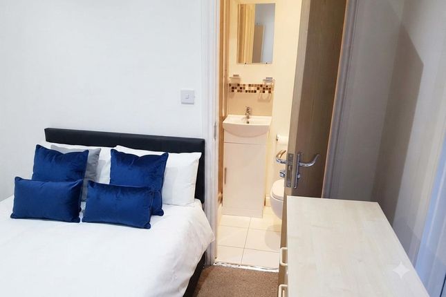 Room 3, 81, Leavesden Road, Watford photo 4